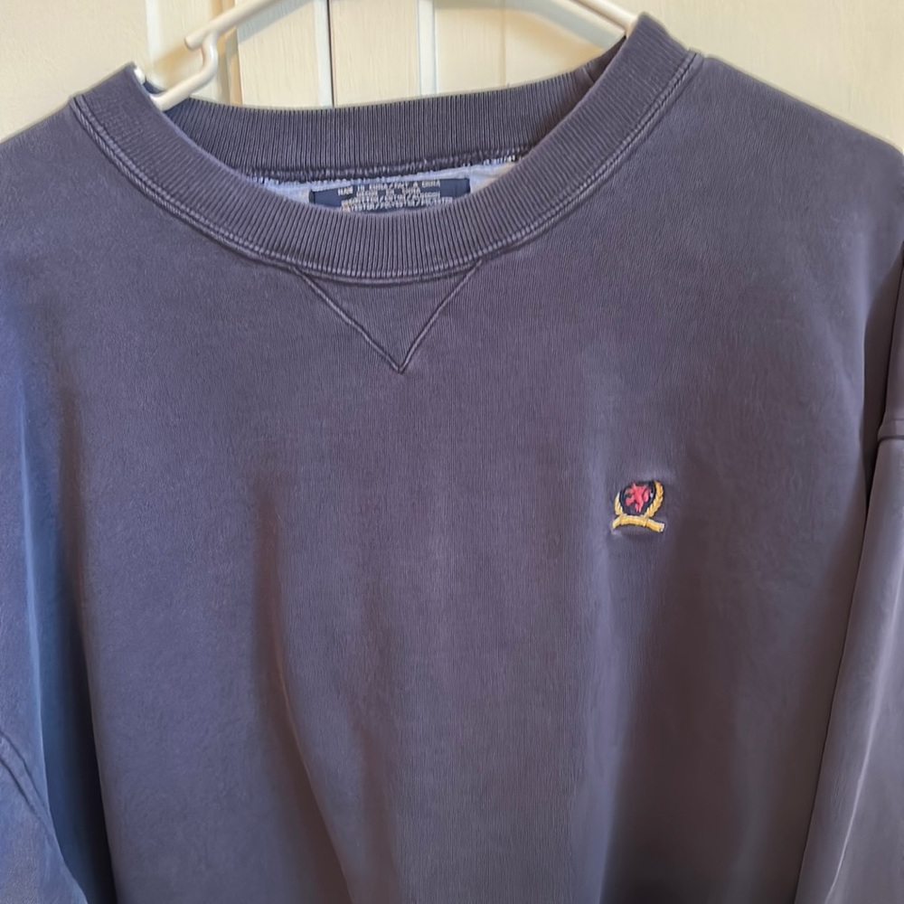 Men’s Tommy Hilfiger sweatshirt size XL